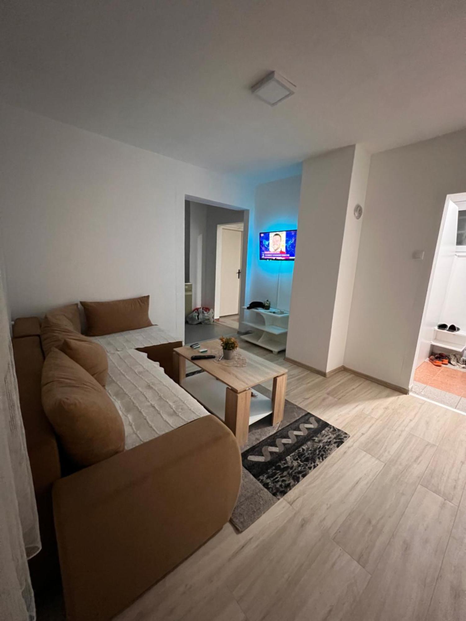 Babici 3 Apartment Hiseti Екстериор снимка